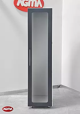 211 - Struttura per colonna ISO 460x670x7950mm, porta a battente
