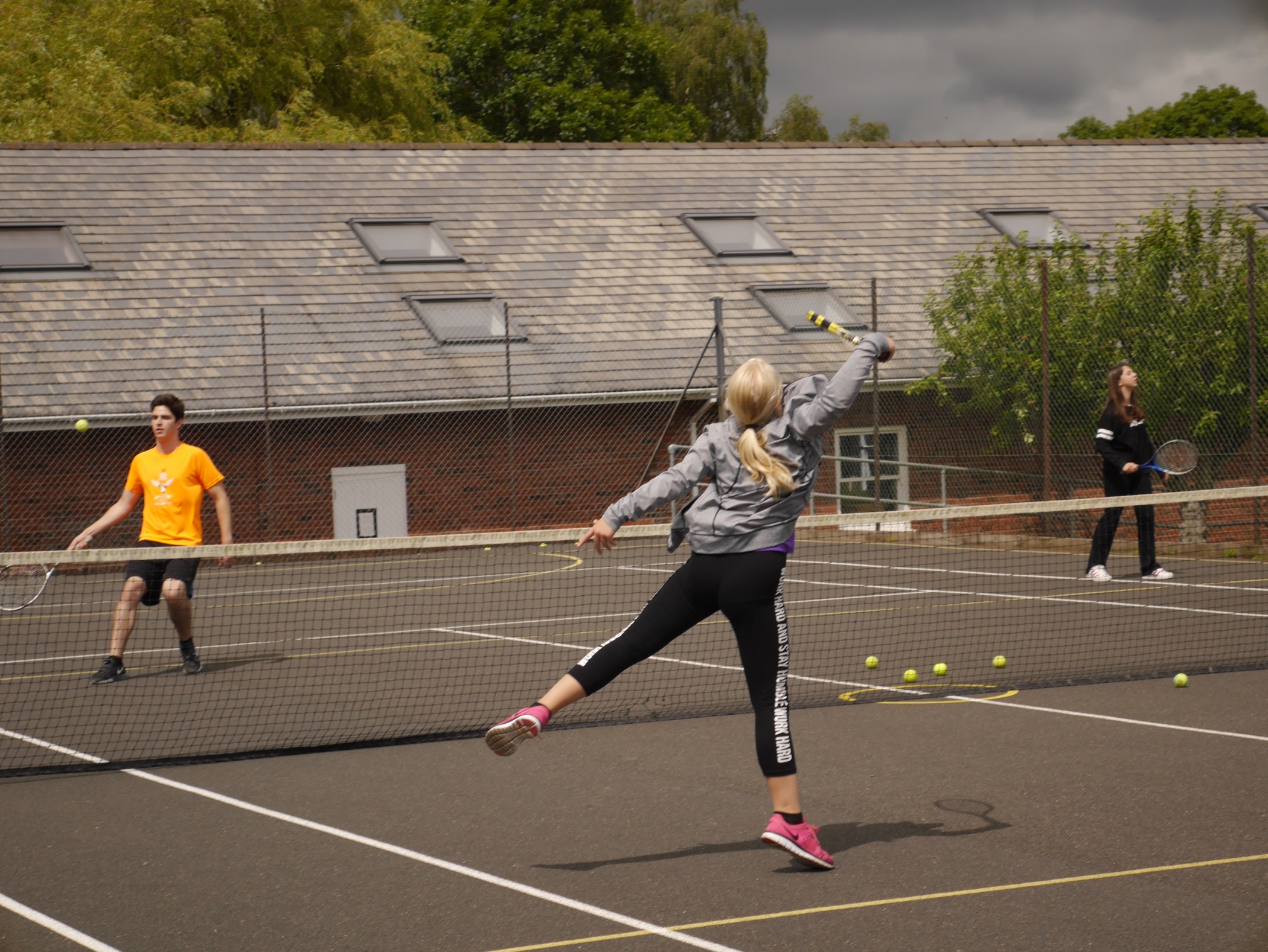 English & Dance Camp English & Dance Camp