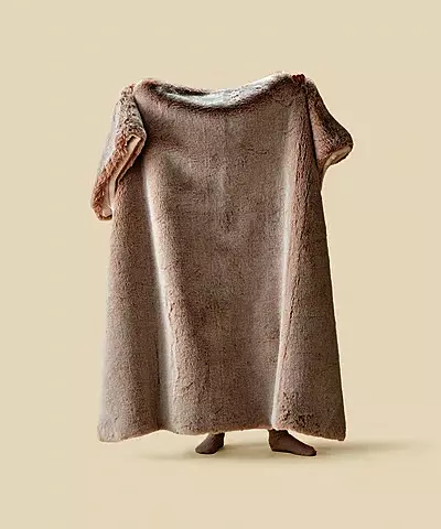 WARO par Plaids Cocooning - Plaid fausse fourrure Chataigne WARO par Plaids Cocooning - Plaid fausse fourrure Chataigne