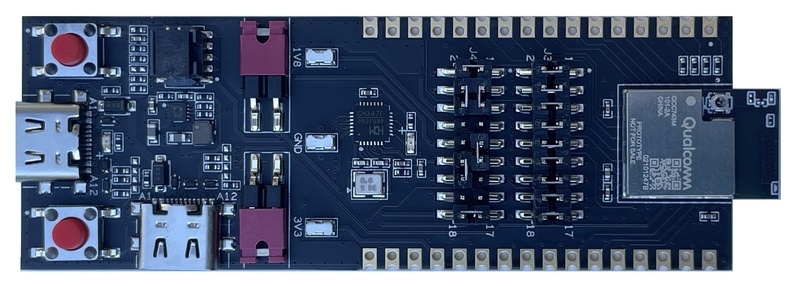 Qualcomm QCC743M Development Kit