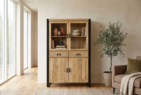 Ember Cabinet 115 Almond