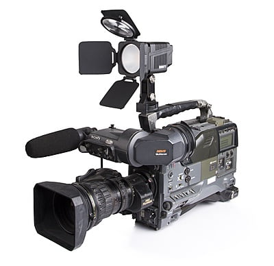 S-2060 | 30w 1300Lux Bi-color On-camera LED light S-2060 | 30w 1300Lux Bi-color On-camera LED light