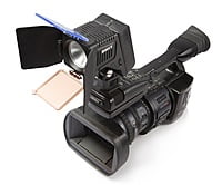 S-2070 | 13W 800Lux LED On-camera Light