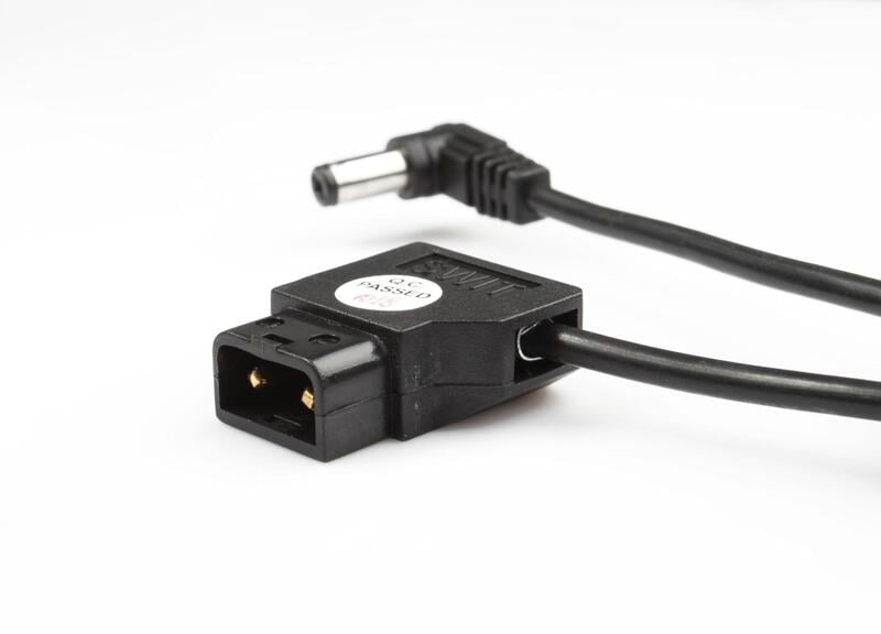 S-7104(2.5) | D-tap to pole cable (2.5m)