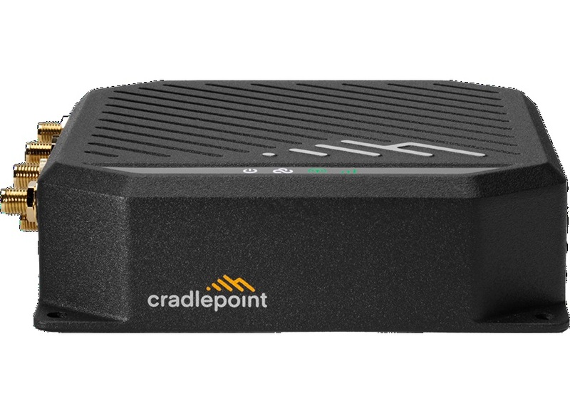 Cradlepoint S700 router with 3-yr NetCloud IoT Service plan