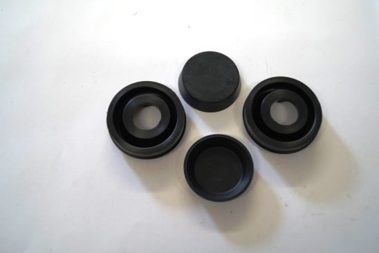 SP2015 RMF Rear Wheel Cylinder Axle Kit