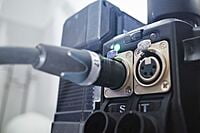 TD-R210S | 500W Super High load 48V/24V Flexible Stand-mounted Adaptor for dual batterieS, V-mount TD-R210S | 500W Super High load 48V/24V Flexible Stand-mounted Adaptor for dual batterieS, V-mount