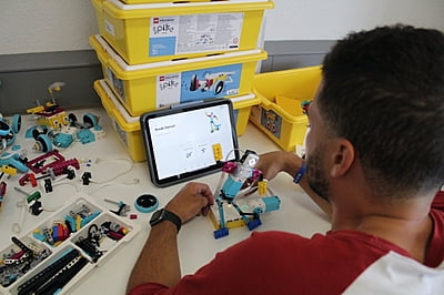 STEM / Lab Explorers Camp in Switzerland