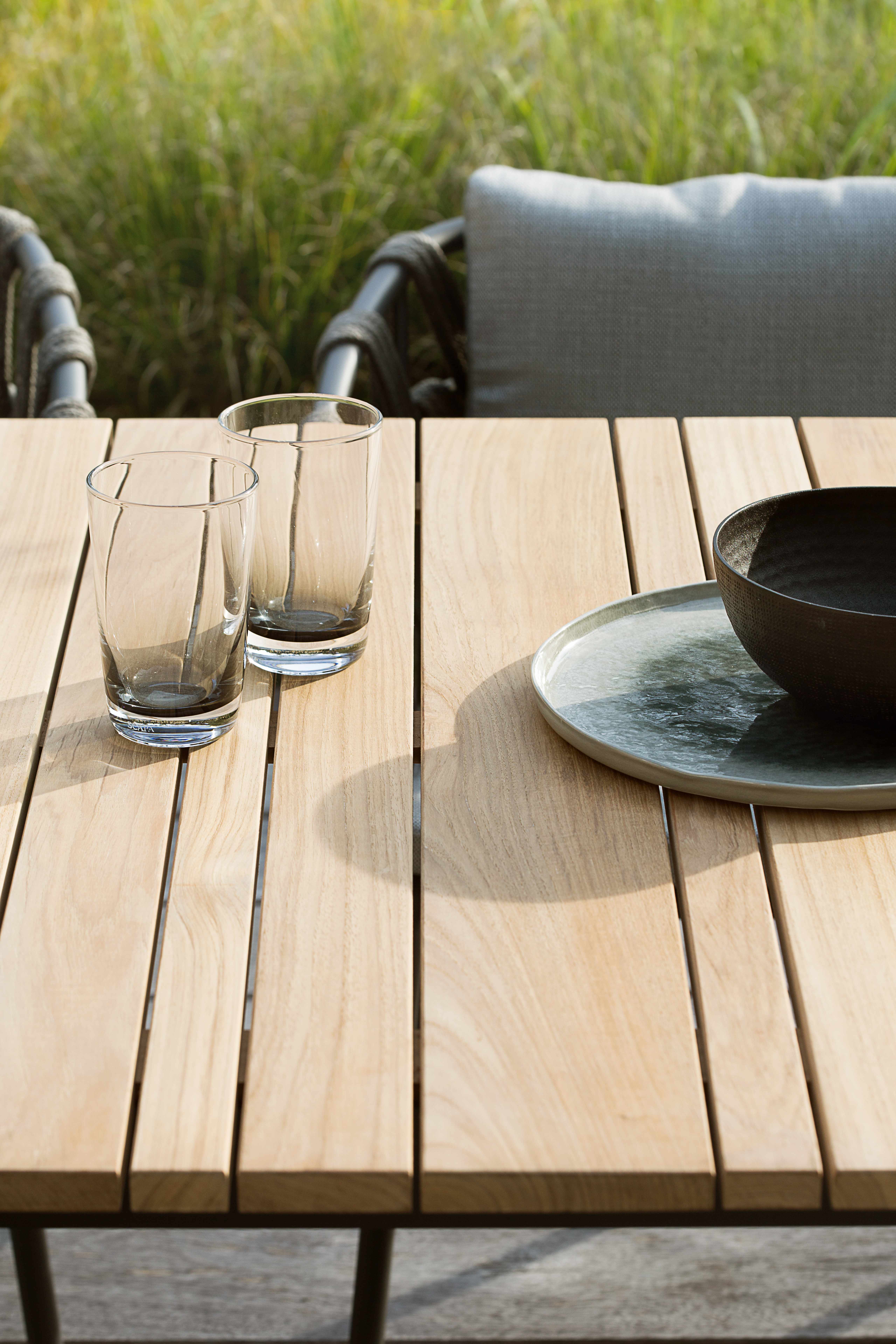 Leo Dining Table 90x90 Leo Dining Table 90x90