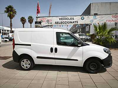 FIAT DOBLO FURGÓN 1.6 105 CV