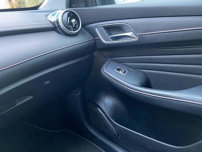 MG HS 1.5T GDI PHEV LUXURY