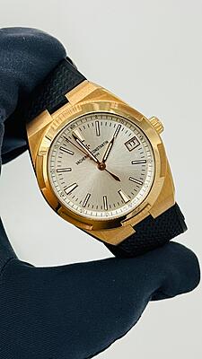 15423 - Vacheron 4500V/000R-B127 with Box And Card- Serviced