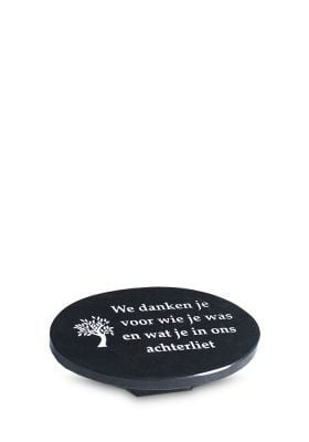 Ovaal gedenksteentje met boom Ovaal gedenksteentje met boom