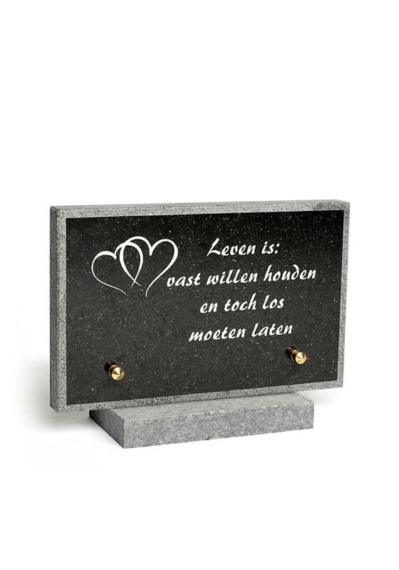 Klein gedenksteentje op een sokkel Klein gedenksteentje op een sokkel