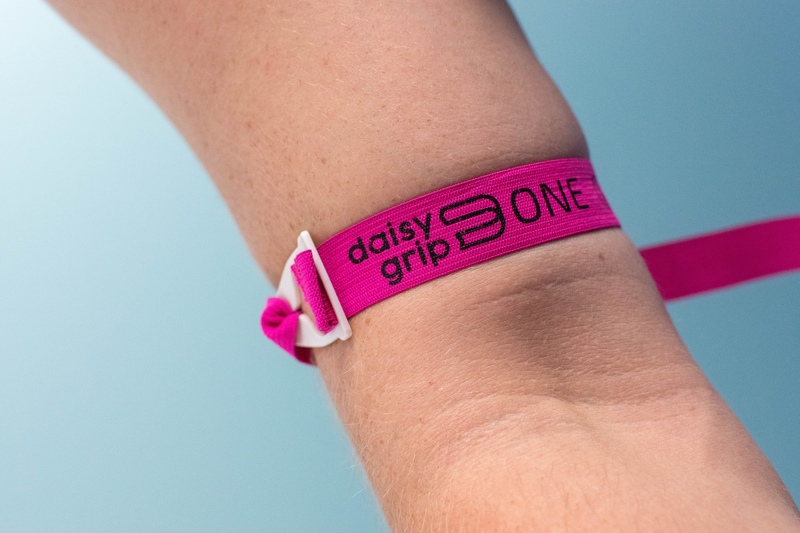 daisygrip ONE Venenstauer (patienten-gebunden, 50er Box)