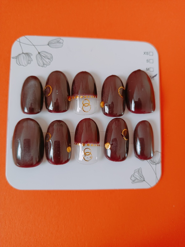 Deep Burgundy / Plum