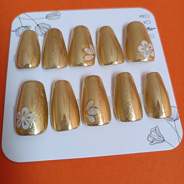 Golden Chrome with white flower