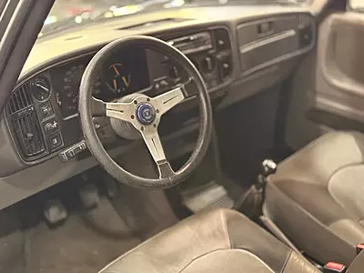 SAAB 900i T 16v SAAB 900i T 16v