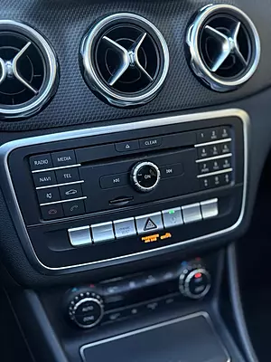 MERCEDES GLA 200d