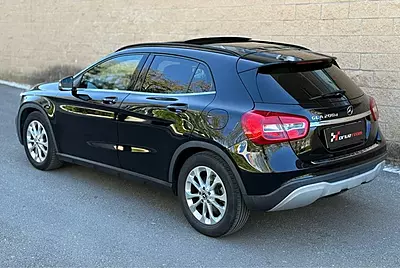 MERCEDES GLA 200d