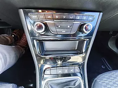 OPEL ASTRA SPORTS TOURER 1.2 130 CV