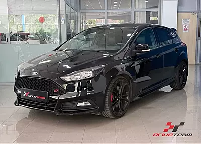 Ford Focus ST 250CV
