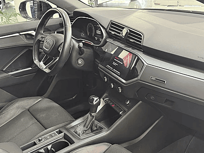 AUDI Q3 SPORTBACK Black Line AUDI Q3 SPORTBACK Black Line