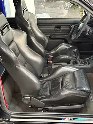 BMW M3 e30 Sport Evolution BMW M3 e30 Sport Evolution