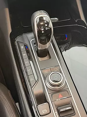 MASERATI LEVANTE V6 MASERATI LEVANTE V6