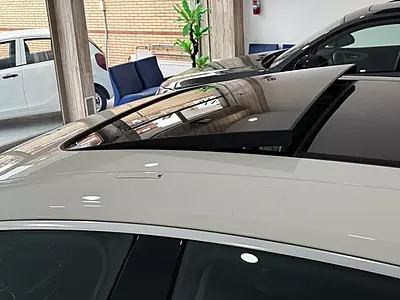 MASERATI LEVANTE V6 MASERATI LEVANTE V6
