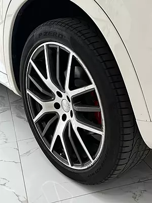 MASERATI LEVANTE V6 MASERATI LEVANTE V6