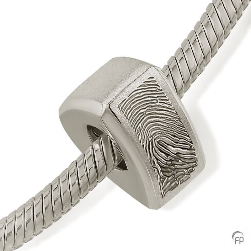 MB 004.FP Assieraad Memorial Bead met fingerprint MB 004.FP Assieraad Memorial Bead met fingerprint