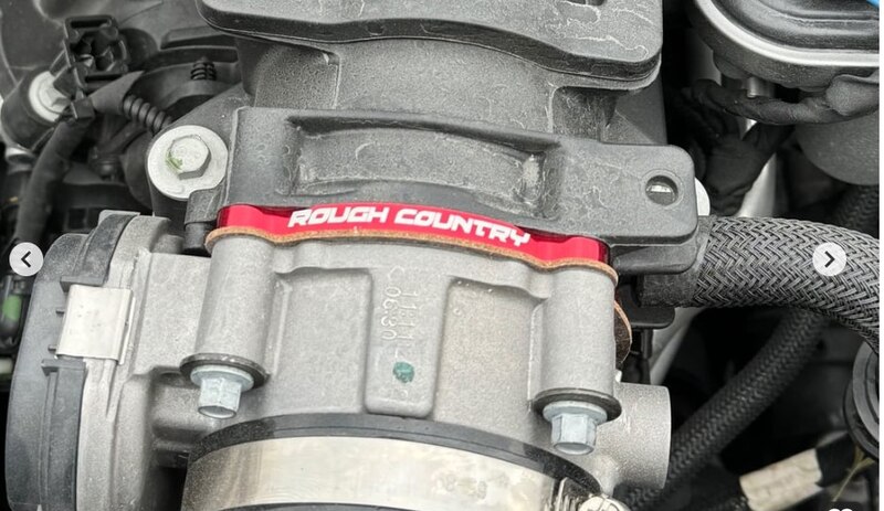 Rough Country Throttle Body Spacer