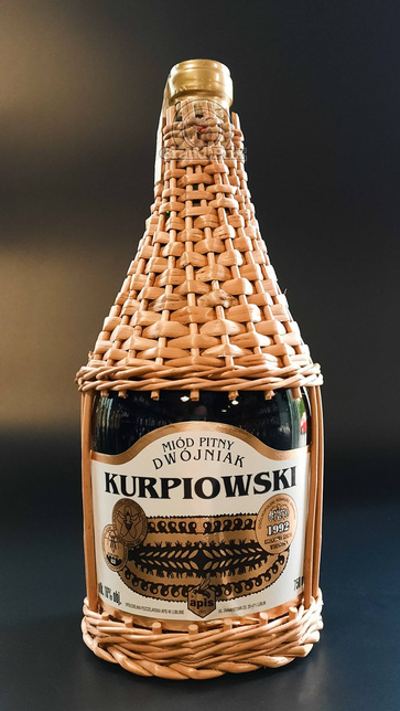 W/MEAD Dwojniak Kurpiowski Oplot 16% 0.75L/6