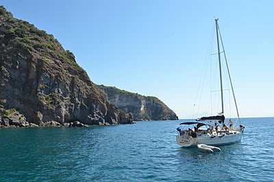 Sailing Camp for Teens in Italy