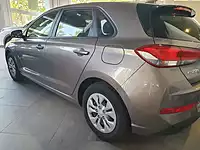 HYUNDAI i30 2022 110cv gasolina