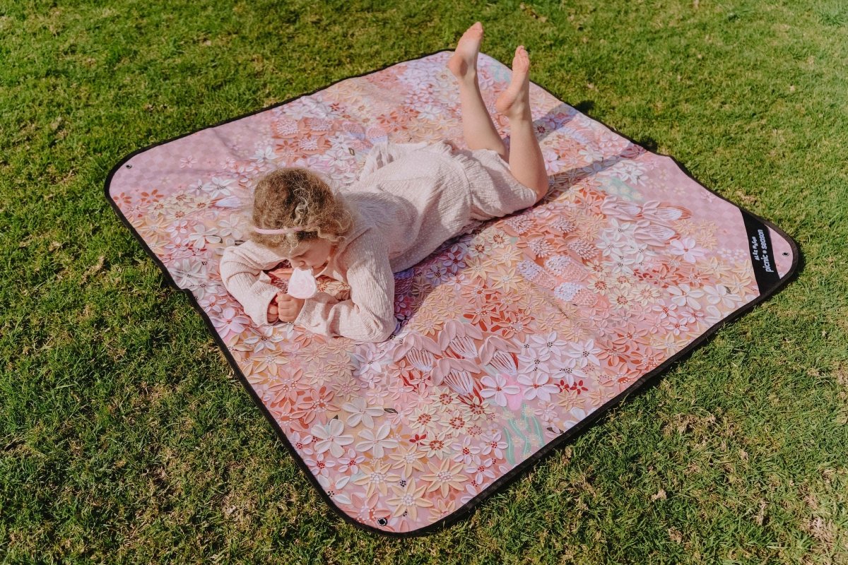 Vanilla Latte Everyday Picnic Rug and Backpack Set