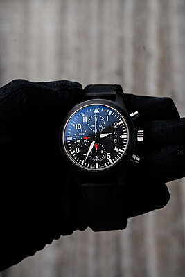 12183 - IWC - IW378901 - pre-owned conditions with MINOR signs of usage - Card & Box