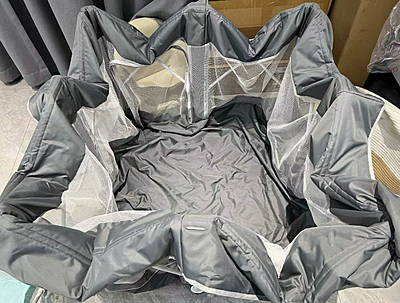 ДЕТСКИ КЪТ Сгъваема квадратна кошара + килимче за игра